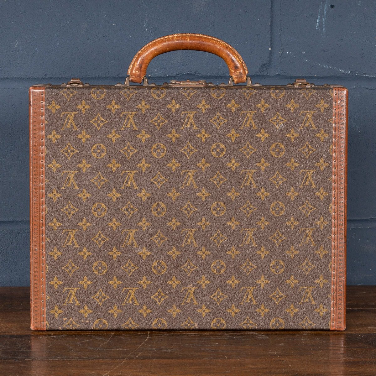 Canvas louis vuitton clearance briefcase